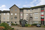 76 Picktillum Place Aberdeen, AB25 3AW