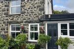1 Wenallt Villas, South Street, Dolgellau, LL40 1NL