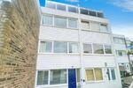 Crown Court, Market Hill, Cowes, PO31