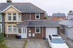 Port Road East, Barry